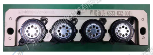 揚(yáng)聲器全自動(dòng)貼背膠機(jī)
