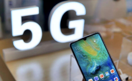 5g手機來襲，5G智能手機熱導(dǎo)管全自動貼背膠機有何優(yōu)勢？