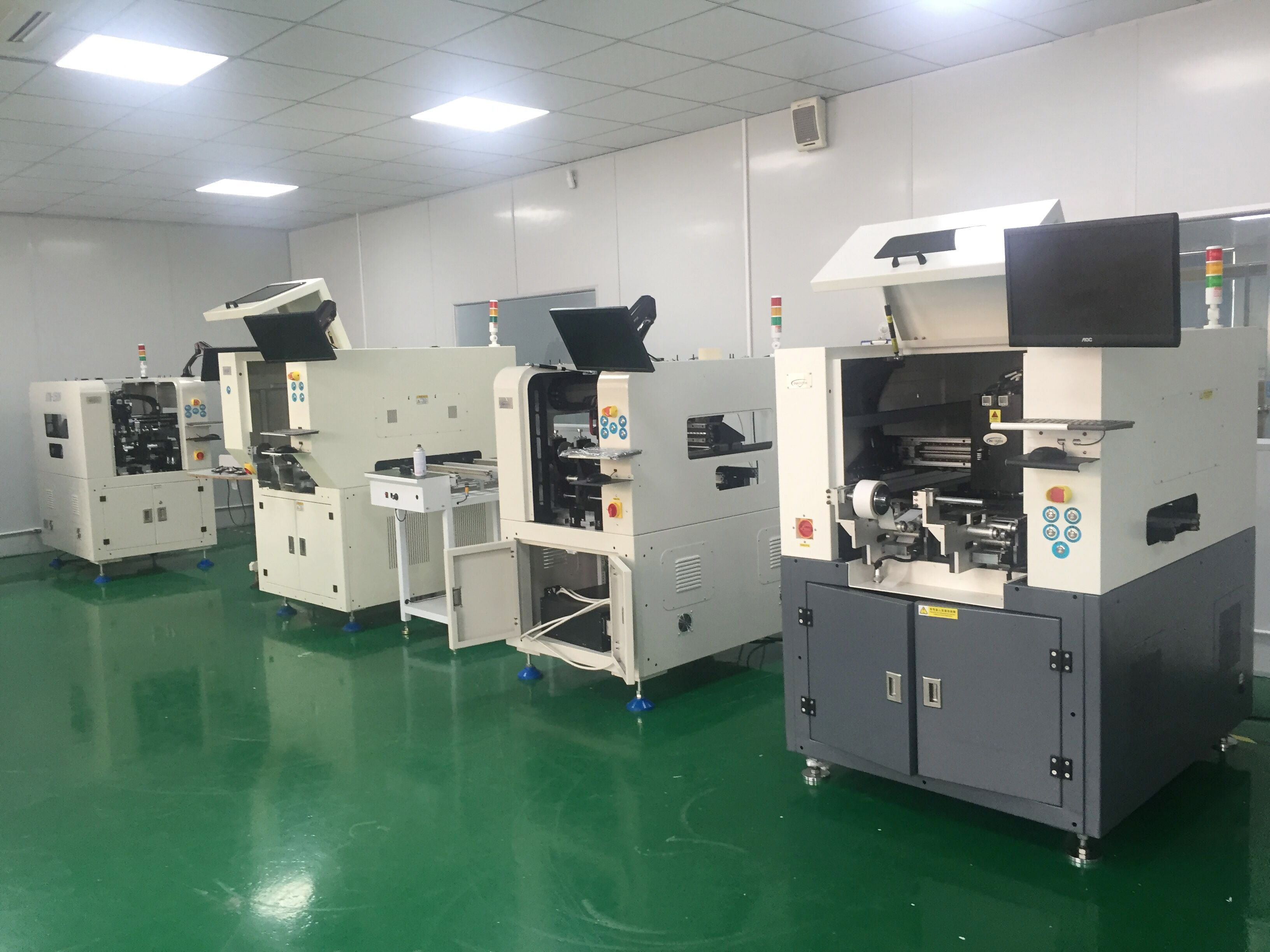 圓柱電池自動(dòng)貼輔料機(jī)及設(shè)備細(xì)節(jié)展示